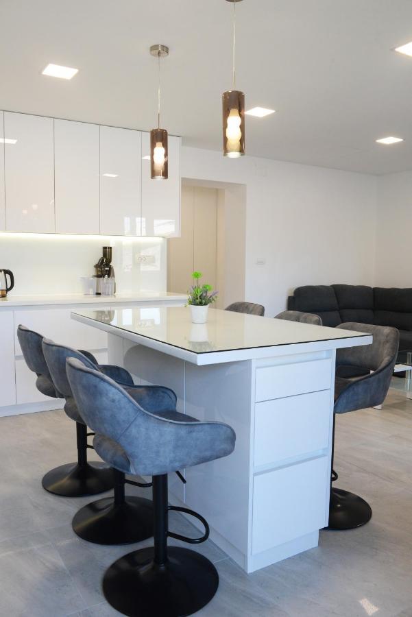 Apartman Milena Solin Extérieur photo